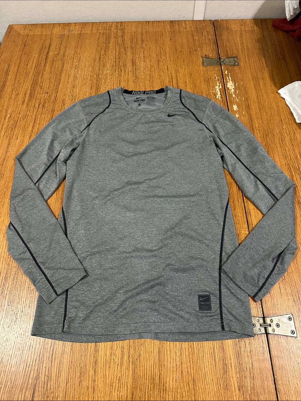 NIKE Pro Men’s Fitted Grey Dri Fit Shirt